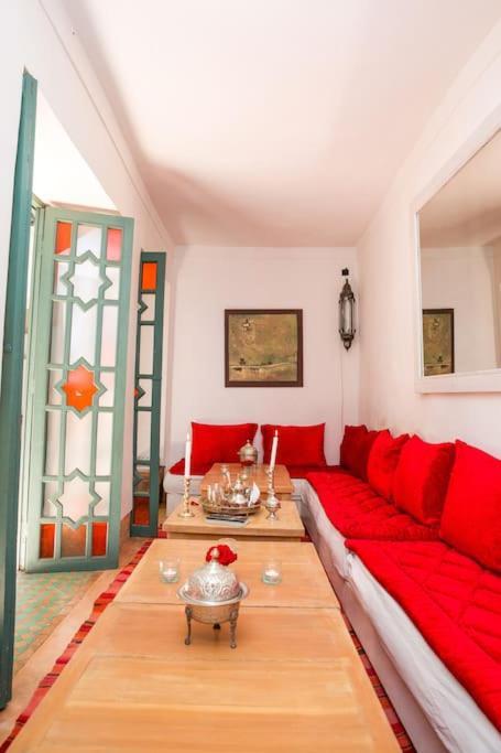 Riad Dar Zitouna Marrakesh - Entire House In Exclusivity ภายนอก รูปภาพ