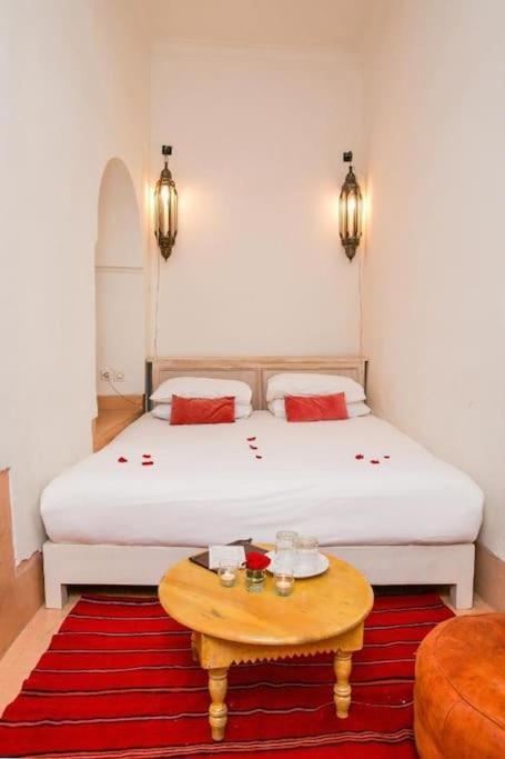Riad Dar Zitouna Marrakesh - Entire House In Exclusivity ภายนอก รูปภาพ